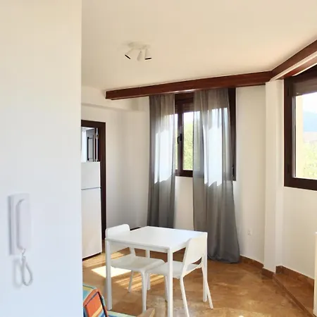 Apartment Villanueva Del Trabuco *